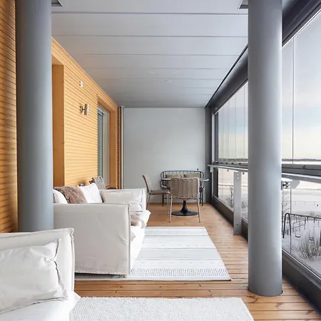 Top, Cozy, Lakeside, Sauna&free Indoor Parking *