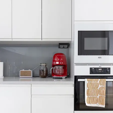 Διαμέρισμα Top, Cozy, Lakeside, Sauna And Free Indoor Parking *