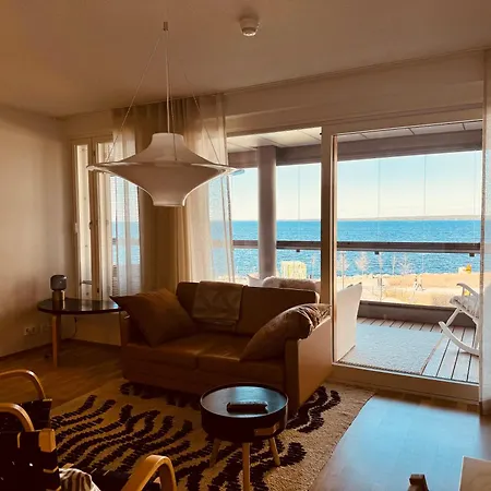 Top, Cozy, Lakeside, Sauna And Free Indoor Parking Τάμπερε