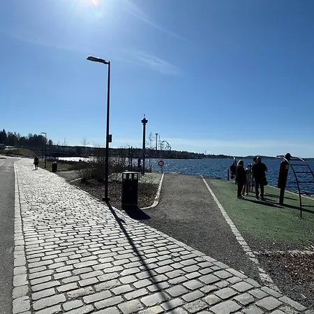 Top, Cozy, Lakeside, Sauna And Free Indoor Parking Τάμπερε